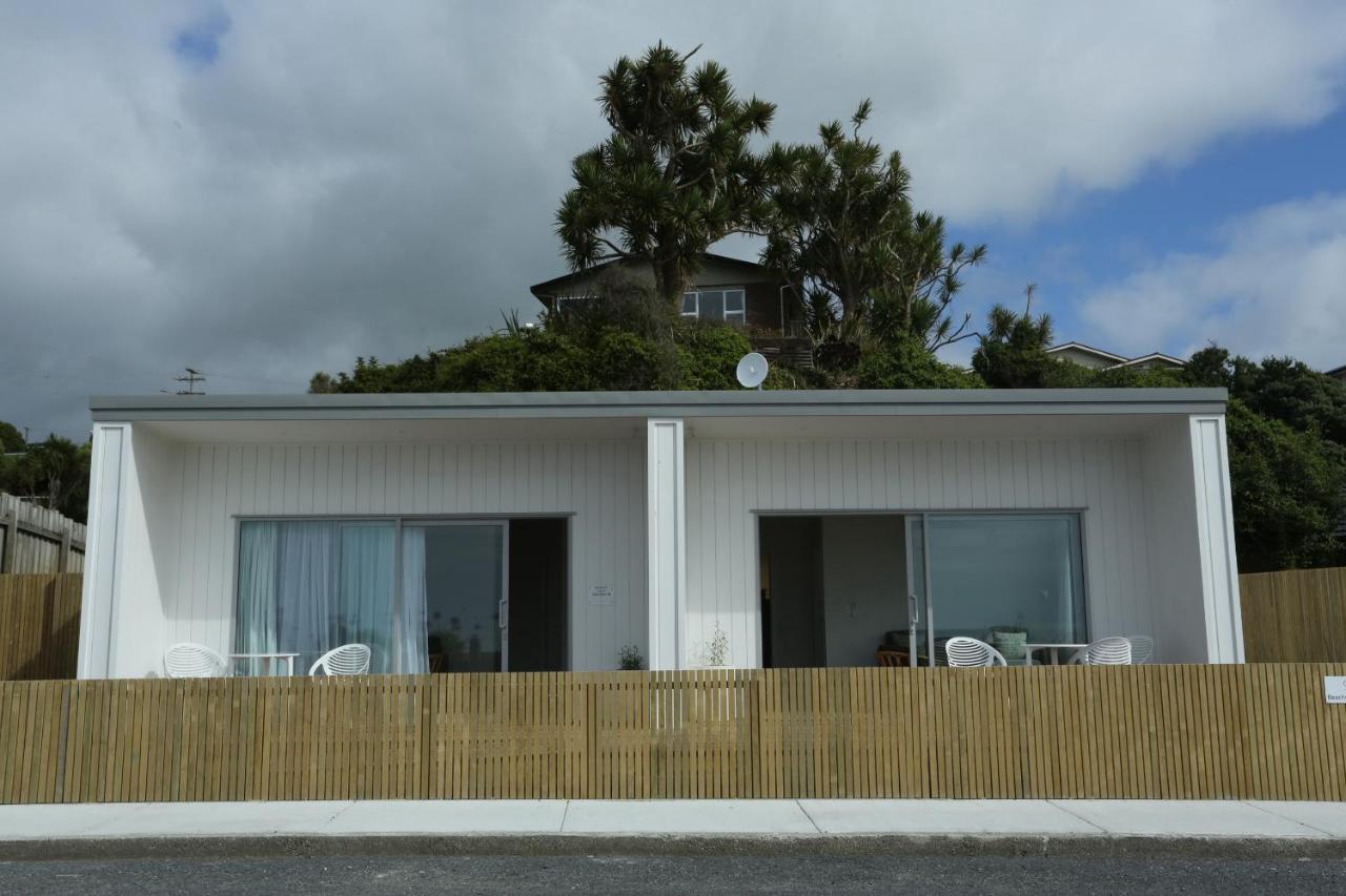 Seascape Accommodation Kaka Point Exterior photo